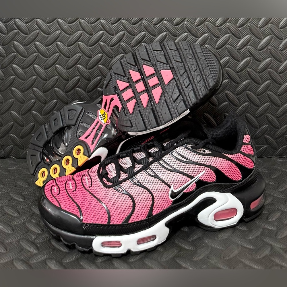 Nike Air Max Plus Sunset Pulse‎ Red Black Pink Foam Sneakers Mens Sizes